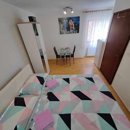Rooms Neda Izola Εξωτερικό φωτογραφία